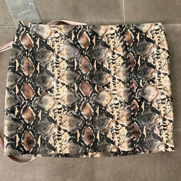 HOUSE OF CB LENA SNAKE PRINT VEGAN LEATHER SKIRT - Picture 1 of 5